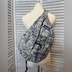 Kavu Geometric Black White Crossbody Backpack Slingback